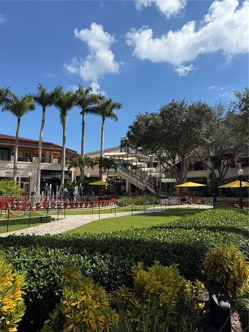 4100 Salzedo St 811, Coral Gables, FL 33146
