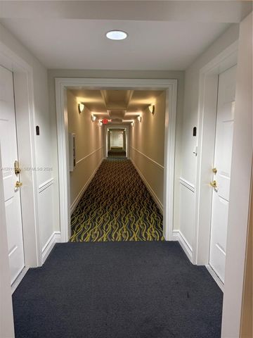 4100 Salzedo St 811, Coral Gables, FL 33146