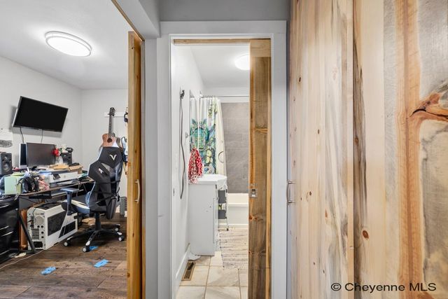 2006 E 16TH ST, Cheyenne, WY 82001