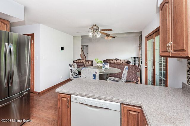 6520 Keeling Place Rd, Louisville, KY 40291