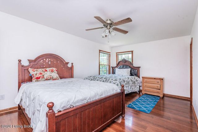 6520 Keeling Place Rd, Louisville, KY 40291