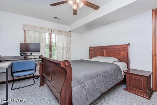 6520 Keeling Place Rd, Louisville, KY 40291