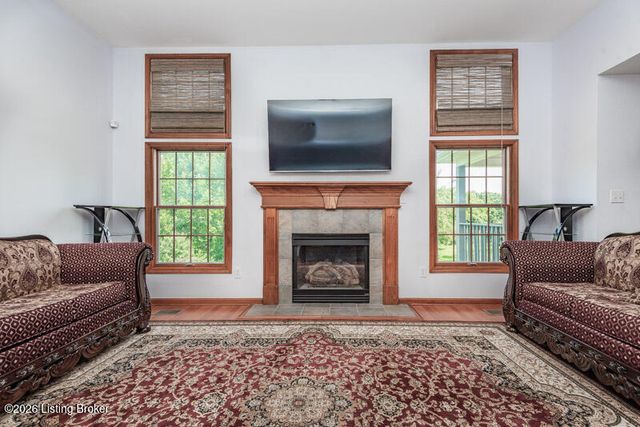 6520 Keeling Place Rd, Louisville, KY 40291