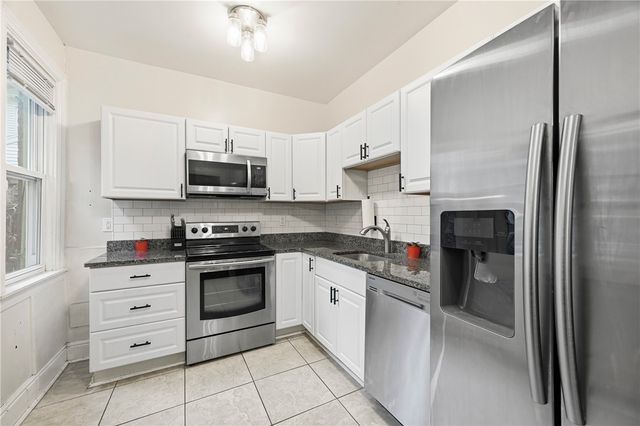 2120 Sidney St, South Side, PA 15203