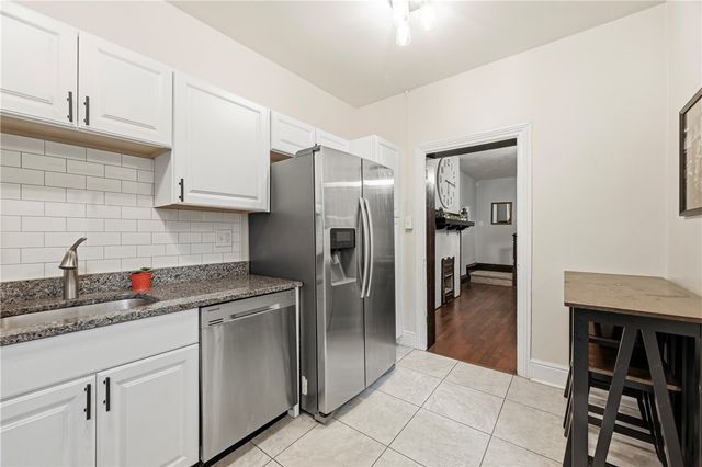 2120 Sidney St, South Side, PA 15203