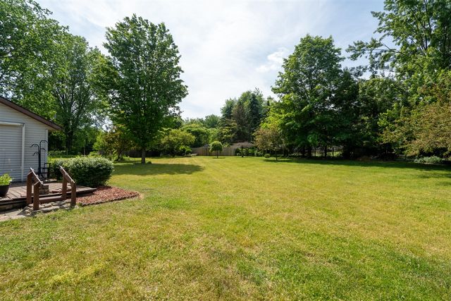 24383 Thousand Oaks Drive, Mattawan, MI 49071