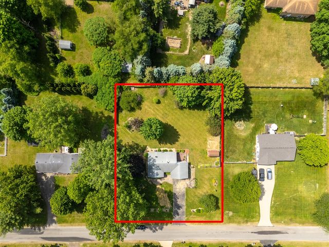 24383 Thousand Oaks Drive, Mattawan, MI 49071