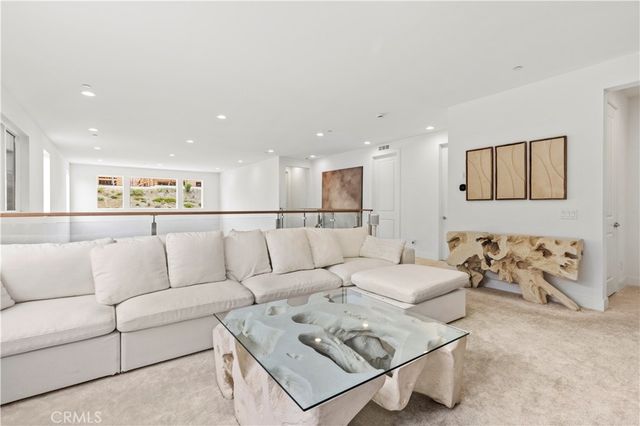 27526 Elderberry Drive, Valencia, CA 91381