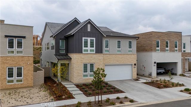 27526 Elderberry Drive, Valencia, CA 91381