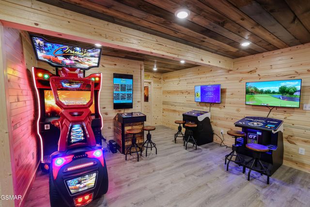 1019 Whites School Road, Sevierville, TN 37876