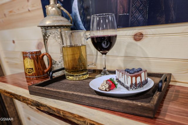 1019 Whites School Road, Sevierville, TN 37876