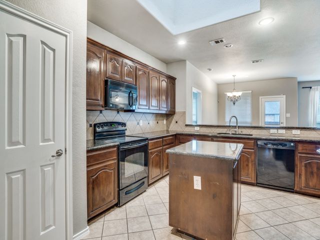 3220 Hornbeam Street, Denton, TX 76226