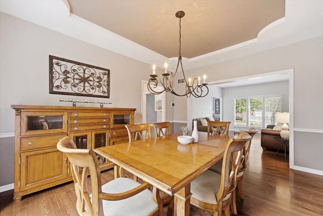 2607 Bangert Court, Naperville, IL 60564