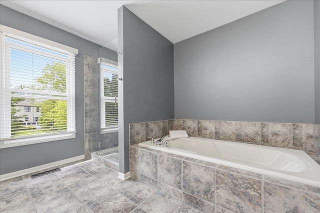 2607 Bangert Court, Naperville, IL 60564