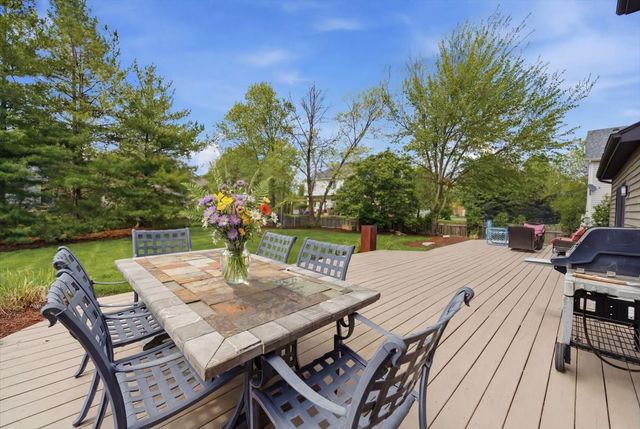 2607 Bangert Court, Naperville, IL 60564