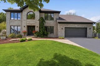 2607 Bangert Court, Naperville, IL 60564