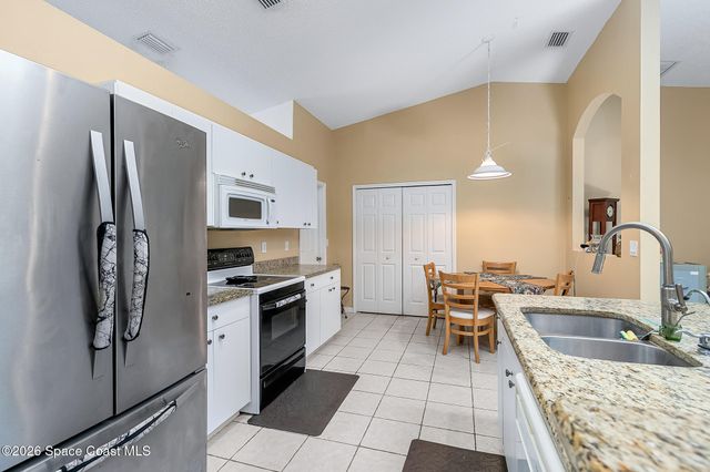 1282 Danforth Street SW, Palm Bay, FL 32908