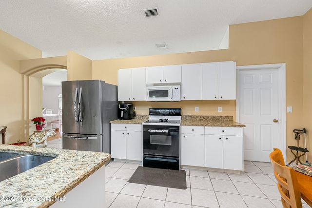 1282 Danforth Street SW, Palm Bay, FL 32908
