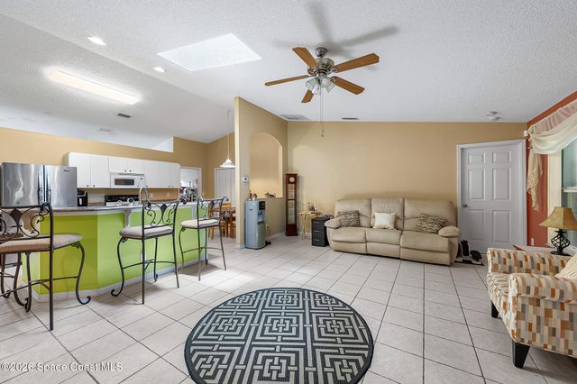 1282 Danforth Street SW, Palm Bay, FL 32908