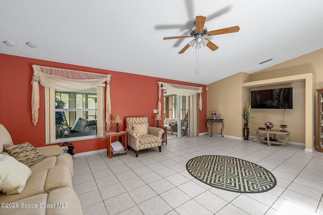 1282 Danforth Street SW, Palm Bay, FL 32908