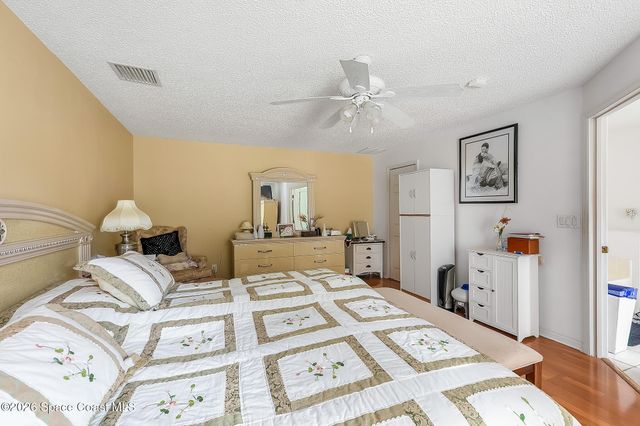 1282 Danforth Street SW, Palm Bay, FL 32908
