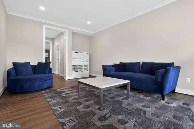 2725 WILLOW DR, Vienna, VA 22181