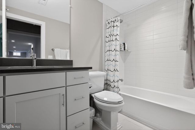 2725 WILLOW DR, Vienna, VA 22181