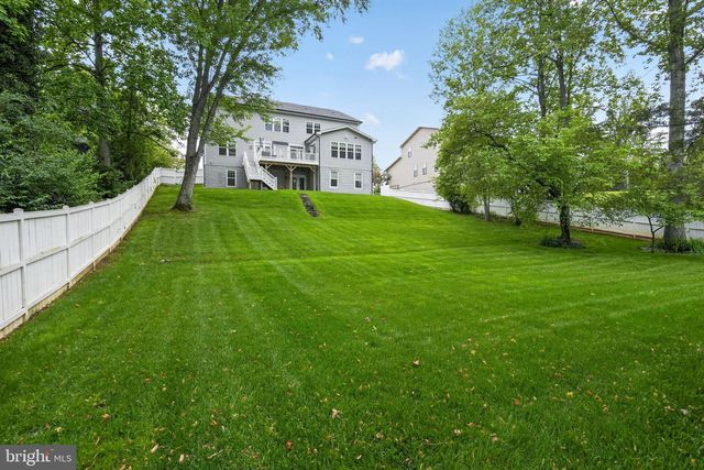 2725 WILLOW DR, Vienna, VA 22181