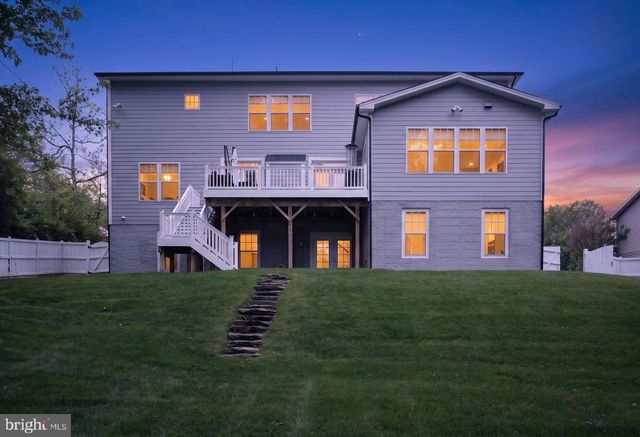 2725 WILLOW DR, Vienna, VA 22181