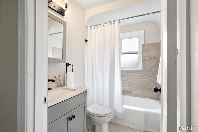 1826 Oconnell Avenue, St Louis, MO 63114