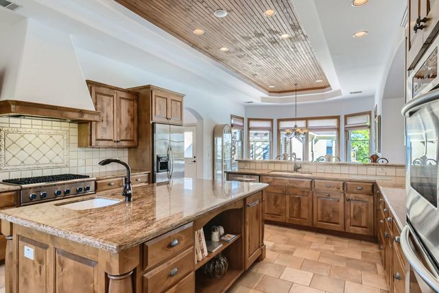 3900 Peak Lookout DR, Austin, TX 78738