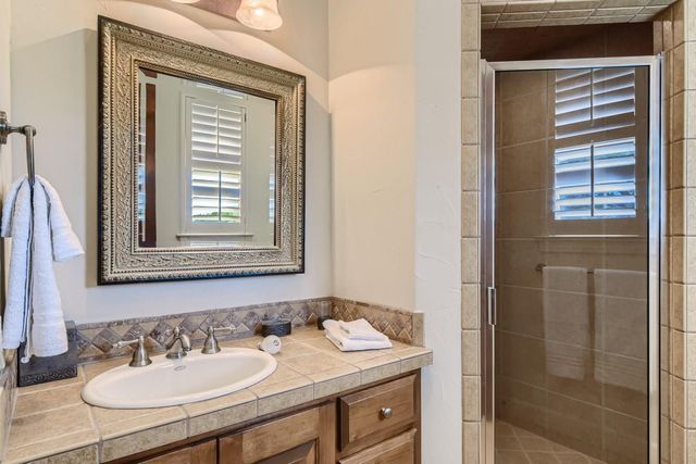 3900 Peak Lookout DR, Austin, TX 78738