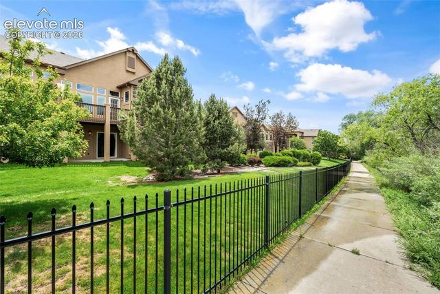1992 London Carriage Grove, Colorado Springs, CO 80920