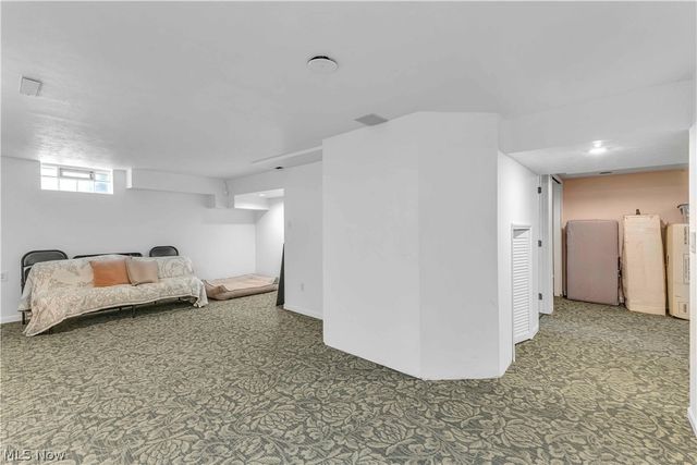 3041 Portsmouth Drive, Brunswick, OH 44212