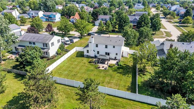 3041 Portsmouth Drive, Brunswick, OH 44212