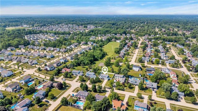 3041 Portsmouth Drive, Brunswick, OH 44212