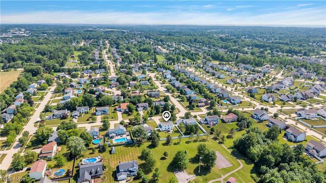 3041 Portsmouth Drive, Brunswick, OH 44212
