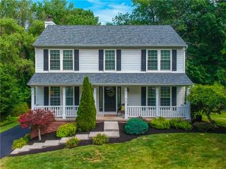 407 Poplar Court, Moon/crescent Twp, PA 15108
