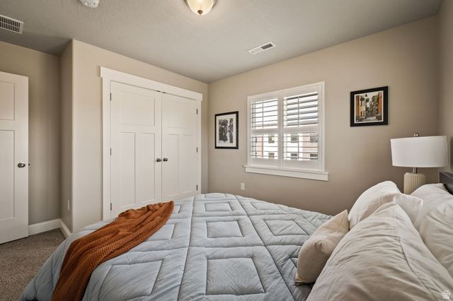 1622 W BECKS BEND LN, South Jordan, UT 84095