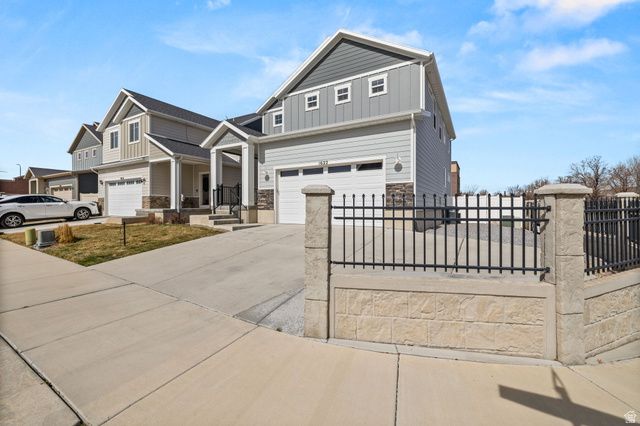1622 W BECKS BEND LN, South Jordan, UT 84095