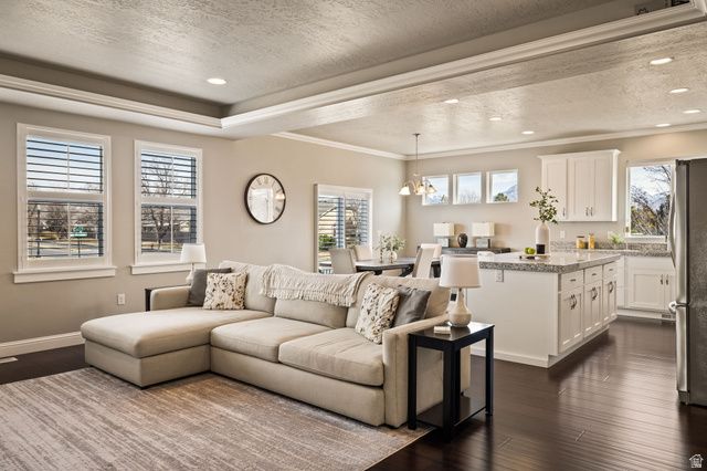 1622 W BECKS BEND LN, South Jordan, UT 84095