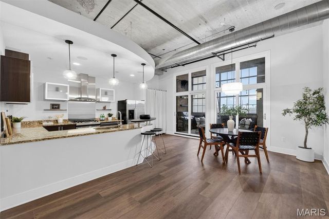 4100 Forest Park Avenue 319, St Louis, MO 63108