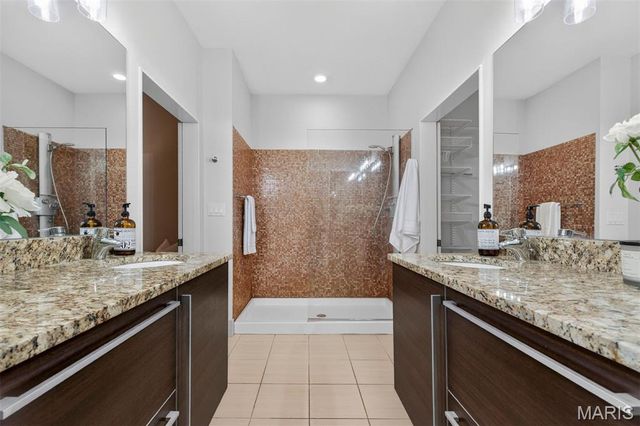 4100 Forest Park Avenue 319, St Louis, MO 63108