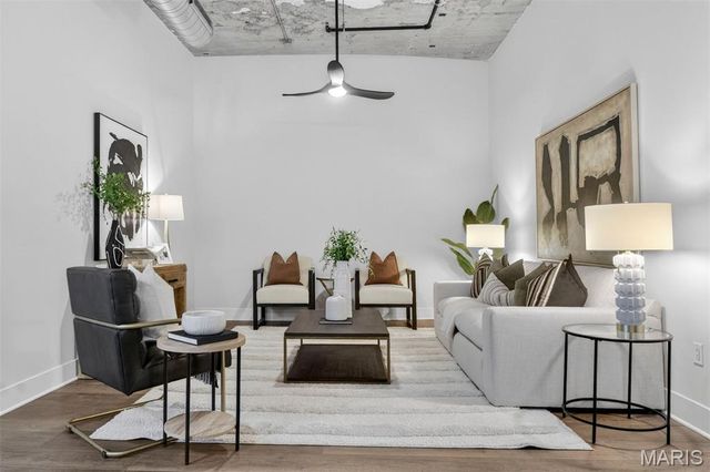 4100 Forest Park Avenue 319, St Louis, MO 63108