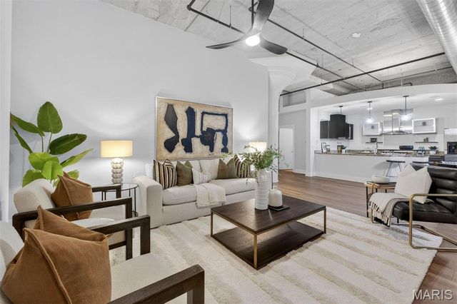 4100 Forest Park Avenue 319, St Louis, MO 63108