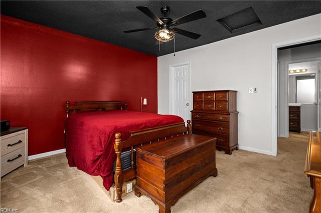 197 Gate House RD, Newport News, VA 23608