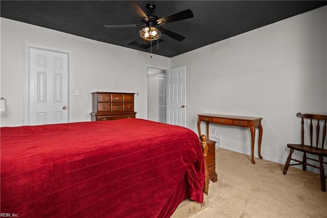 197 Gate House RD, Newport News, VA 23608