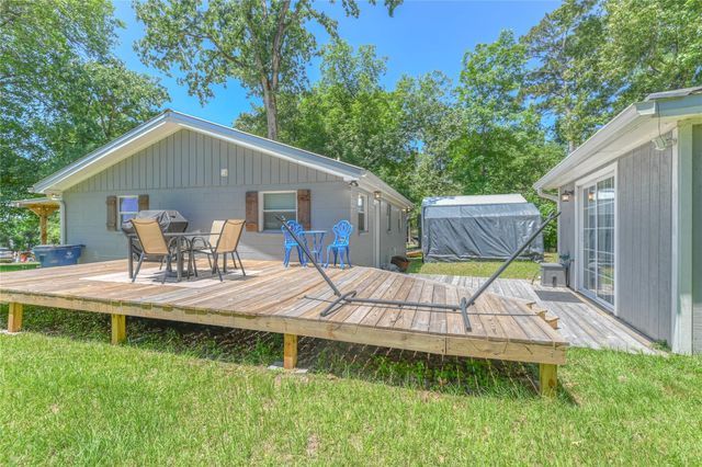 272 Sassafras Drive, Trinity, TX 75862