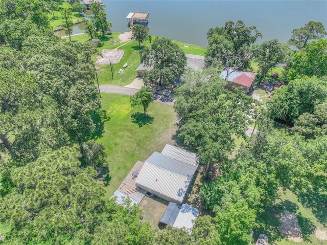272 Sassafras Drive, Trinity, TX 75862