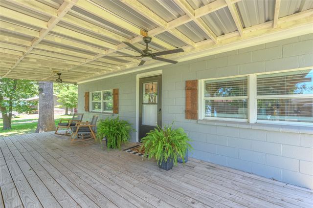 272 Sassafras Drive, Trinity, TX 75862